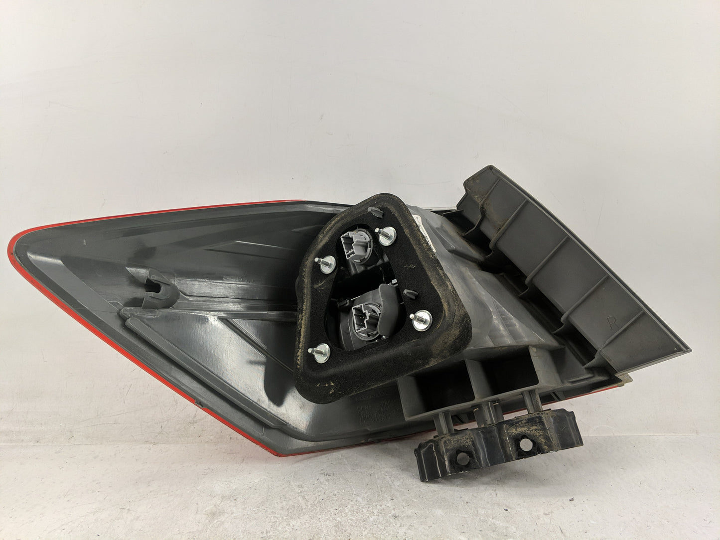 2013-2015 Honda Accord Tail Light Assembly Passenger Right OEM P/N:UM21CY T2AA Fits Fits 2013 2014 2015 OEM Used Auto Parts 