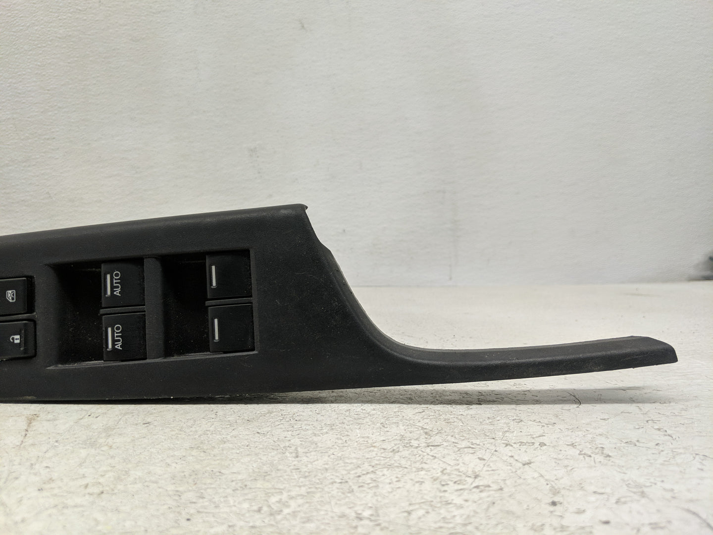2013-2017 Honda Accord Master Power Window Switch Replacement Driver Side Left P/N:2178993-8 35750-T2A-A01 Fits OEM Used Aut