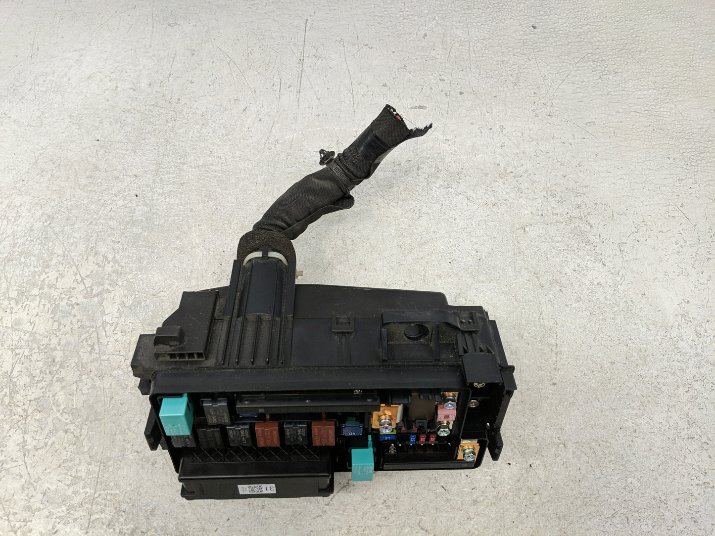 2013-2017 Honda Accord Fusebox Fuse Box Panel Relay Module Fits Fits 2013 2014 2015 2016 2017 OEM Used Auto Parts - Oemuseda