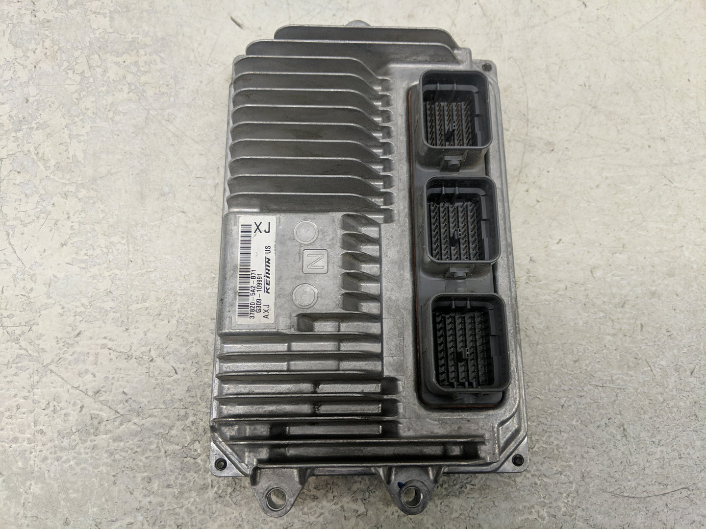 2014 Honda Accord PCM Engine Control Computer ECU ECM PCU OEM P/N:37820-5A2-B71 Fits OEM Used Auto Parts - Oemusedautoparts1