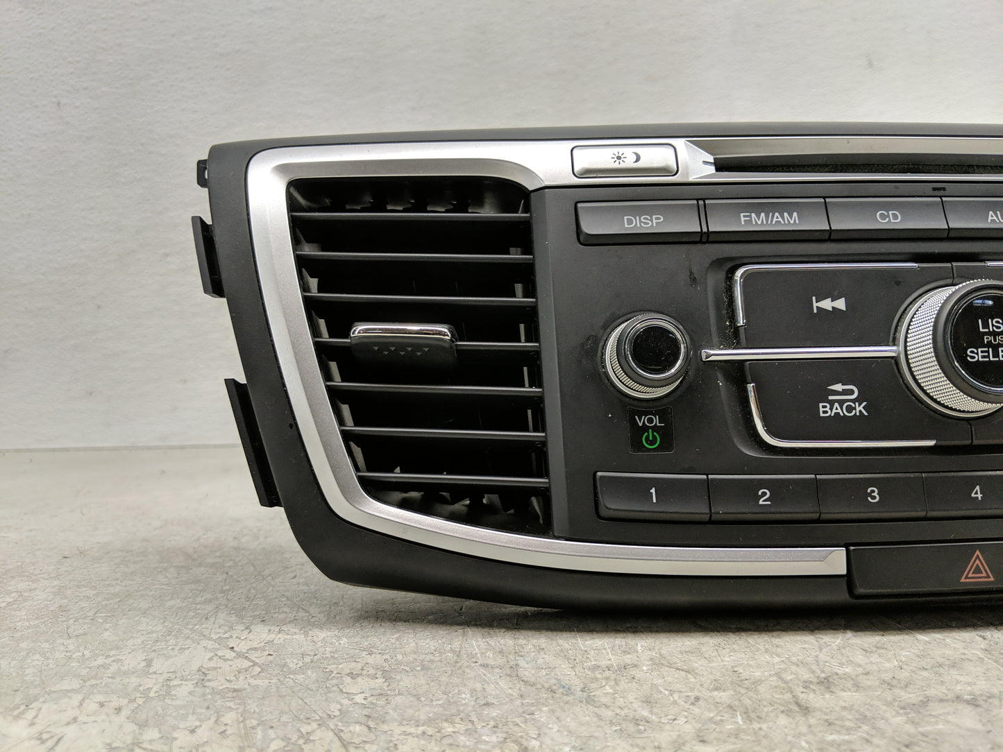2013-2015 Honda Accord Radio AM FM Cd Player Receiver Replacement P/N:39100-T2A-A320 Fits Fits 2013 2014 2015 OEM Used Auto 