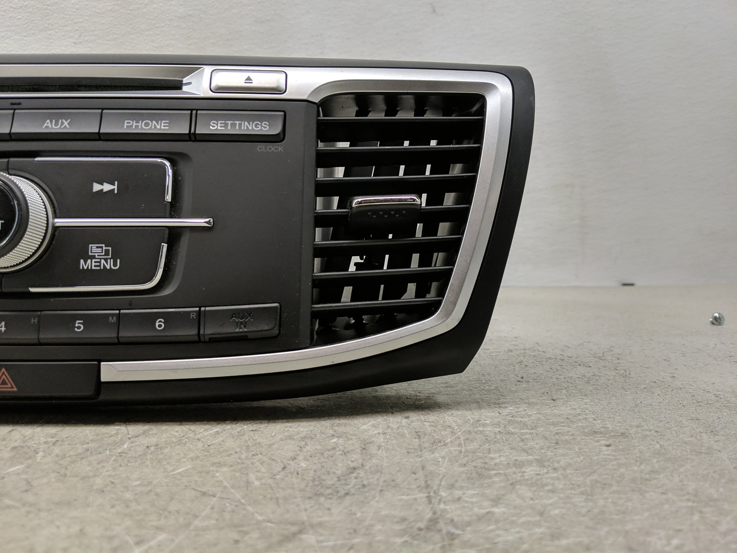 2013-2015 Honda Accord Radio AM FM Cd Player Receiver Replacement P/N:39100-T2A-A320 Fits Fits 2013 2014 2015 OEM Used Auto 