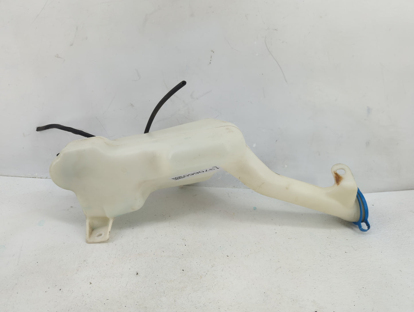 2013-2017 Honda Accord Windshield Washer Fluid Reservoir Bottle Oem - Oemusedautoparts1.com