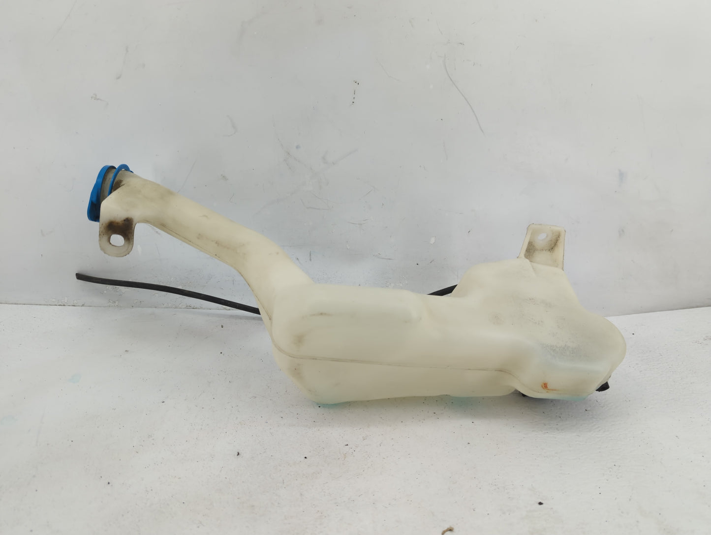 2013-2017 Honda Accord Windshield Washer Fluid Reservoir Bottle Oem - Oemusedautoparts1.com
