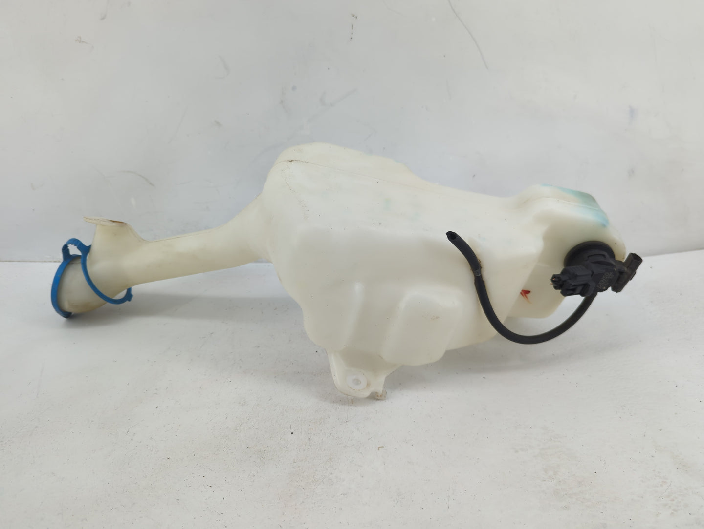 2013-2017 Honda Accord Windshield Washer Fluid Reservoir Bottle Oem - Oemusedautoparts1.com