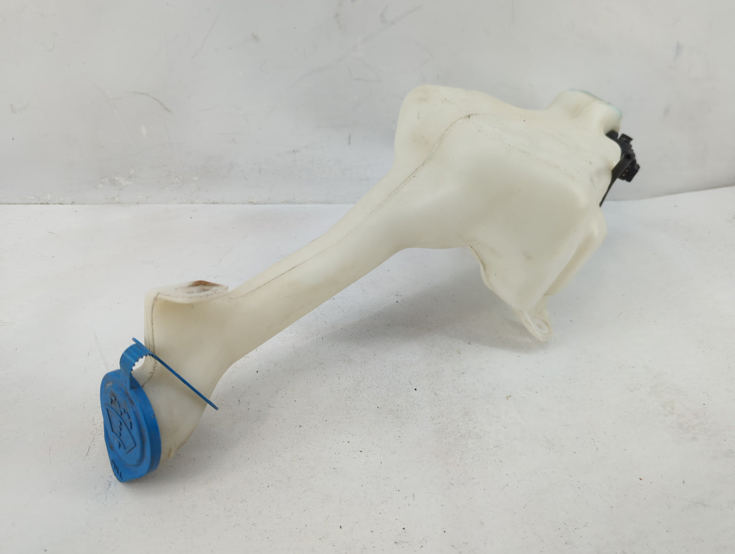 2013-2017 Honda Accord Windshield Washer Fluid Reservoir Bottle Oem - Oemusedautoparts1.com