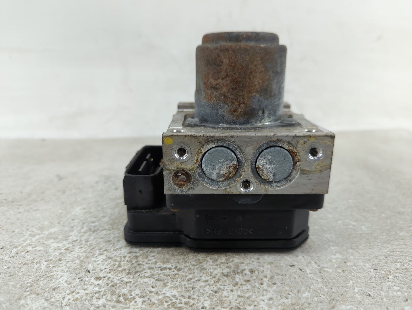 2014 Honda Accord ABS Pump Control Module Replacement P/N:57110-T2F-L02 Fits OEM Used Auto Parts - Oemusedautoparts1.com