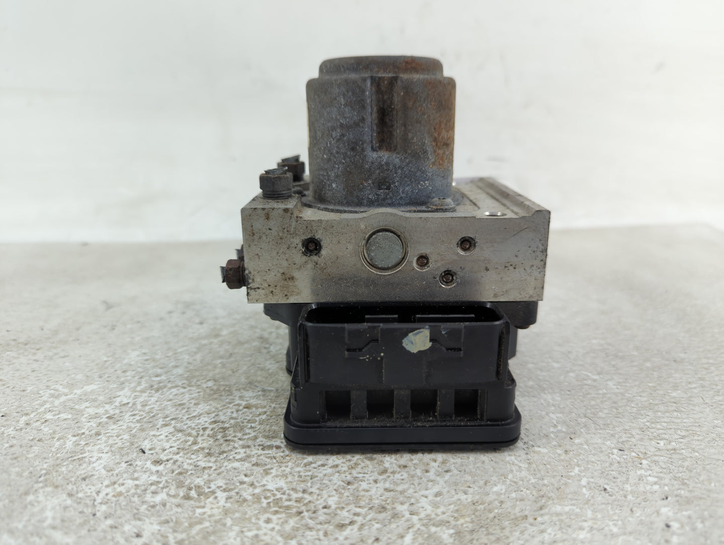 2014 Honda Accord ABS Pump Control Module Replacement P/N:57110-T2F-L02 Fits OEM Used Auto Parts - Oemusedautoparts1.com