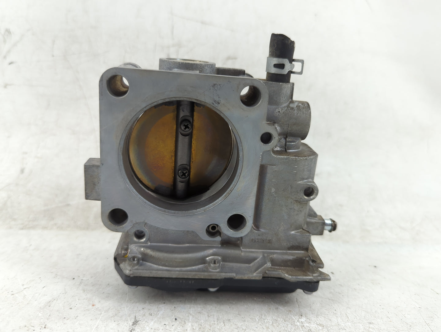2013-2017 Honda Accord Throttle Body P/N:GMF4A Fits Fits 2013 2014 2015 2016 2017 2018 2019 2020 2021 2022 OEM Used Auto Par