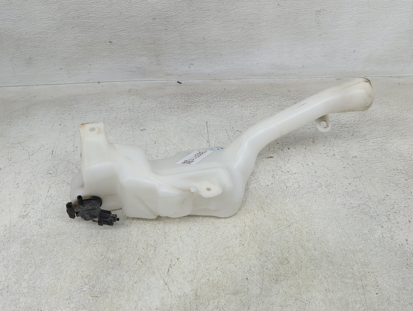 2013-2017 Honda Accord Windshield Washer Fluid Reservoir Bottle Oem - Oemusedautoparts1.com