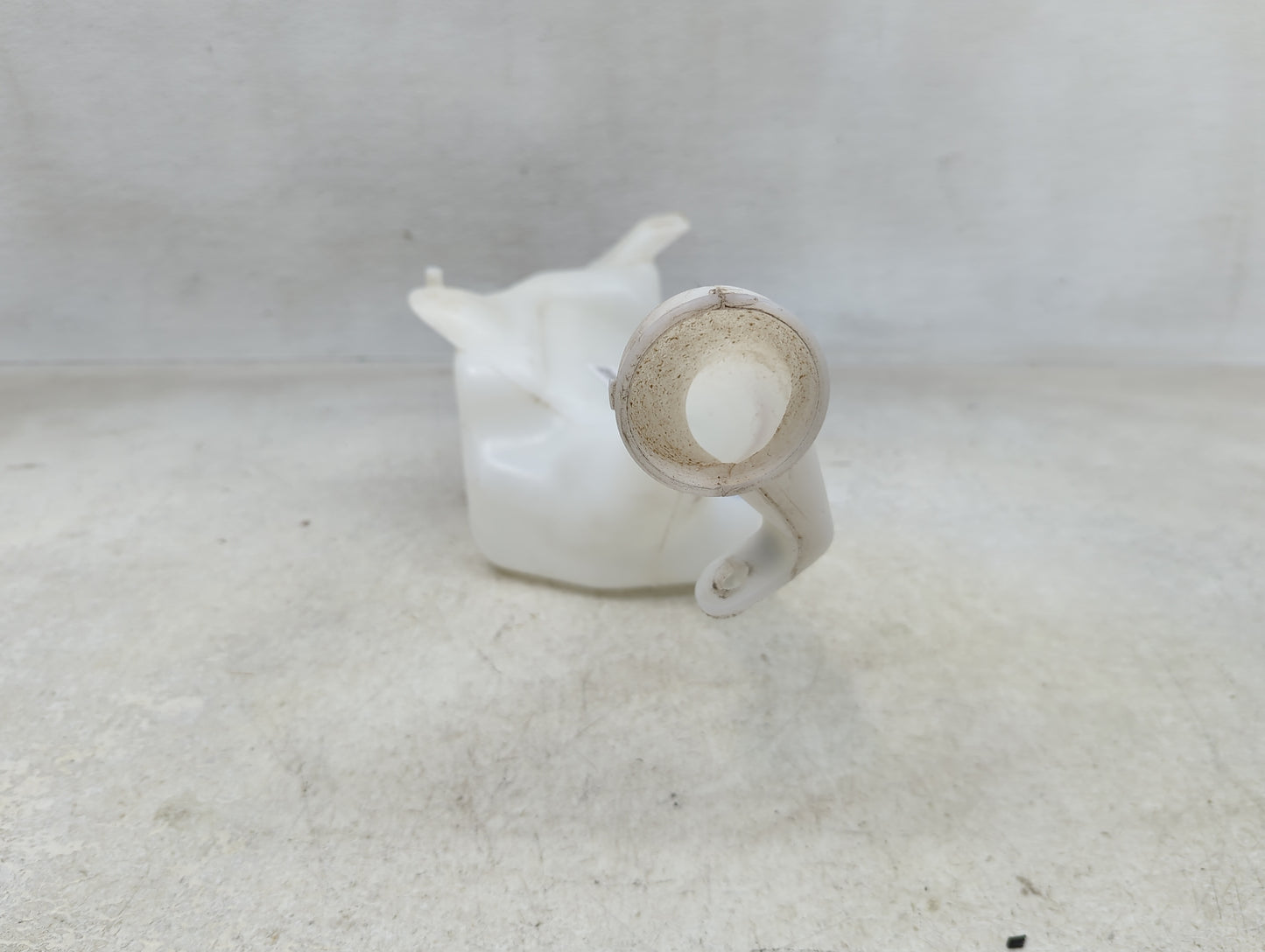 2013-2017 Honda Accord Windshield Washer Fluid Reservoir Bottle Oem - Oemusedautoparts1.com