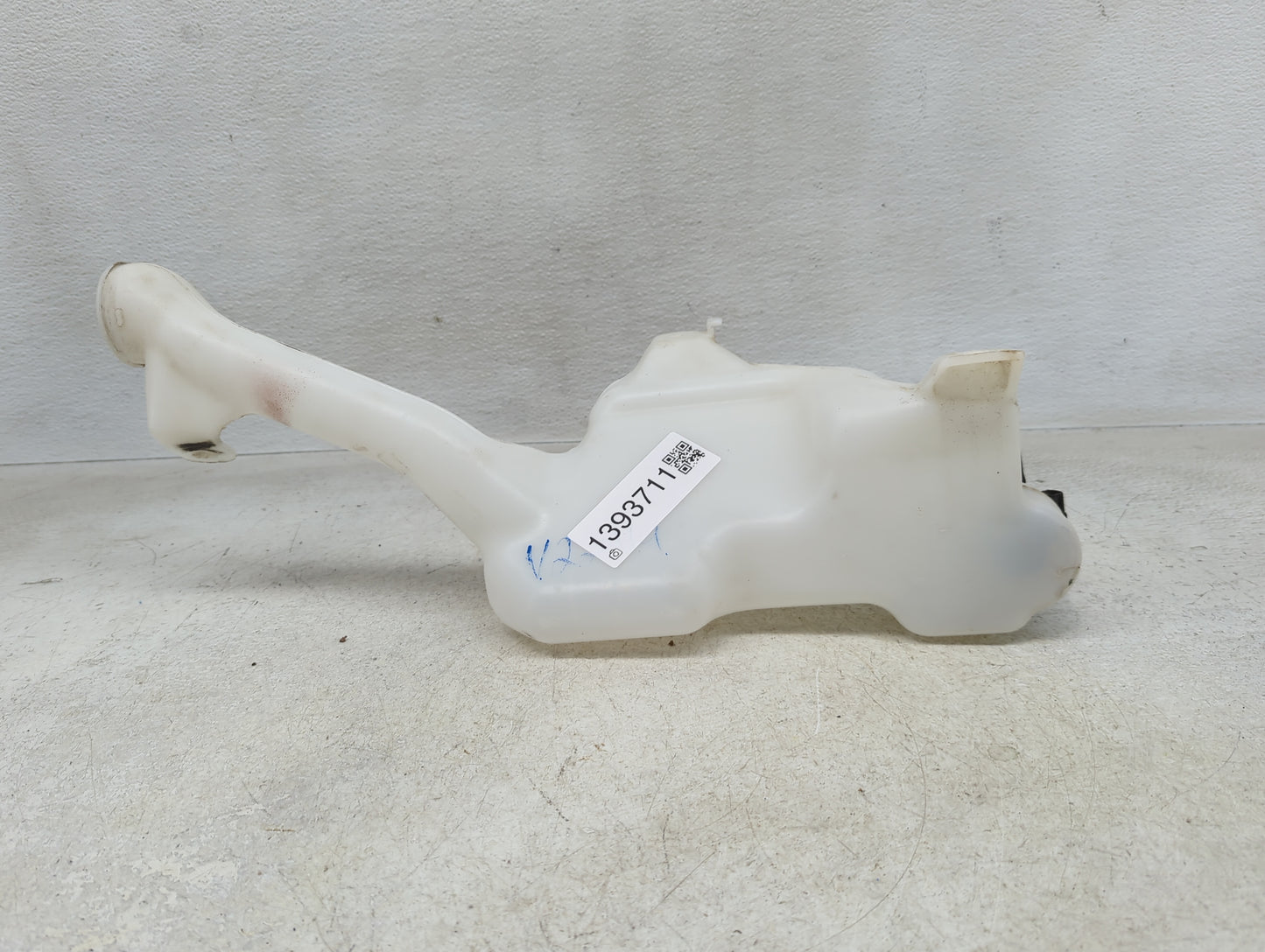 2013-2017 Honda Accord Windshield Washer Fluid Reservoir Bottle Oem - Oemusedautoparts1.com