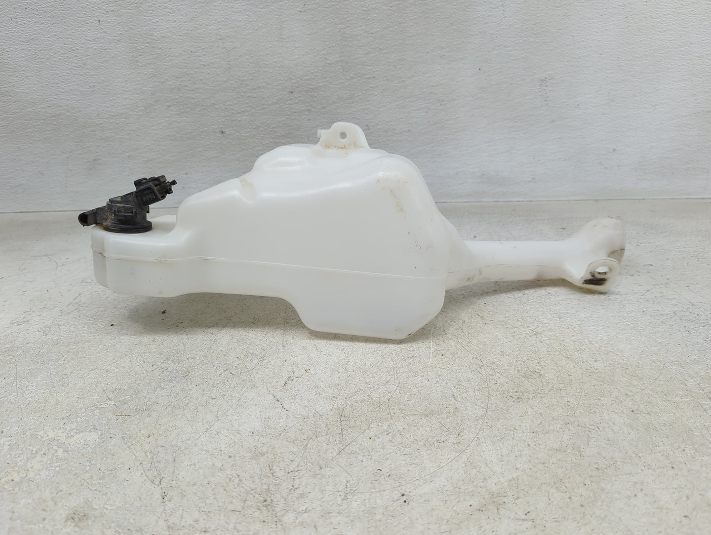 2013-2017 Honda Accord Windshield Washer Fluid Reservoir Bottle Oem - Oemusedautoparts1.com