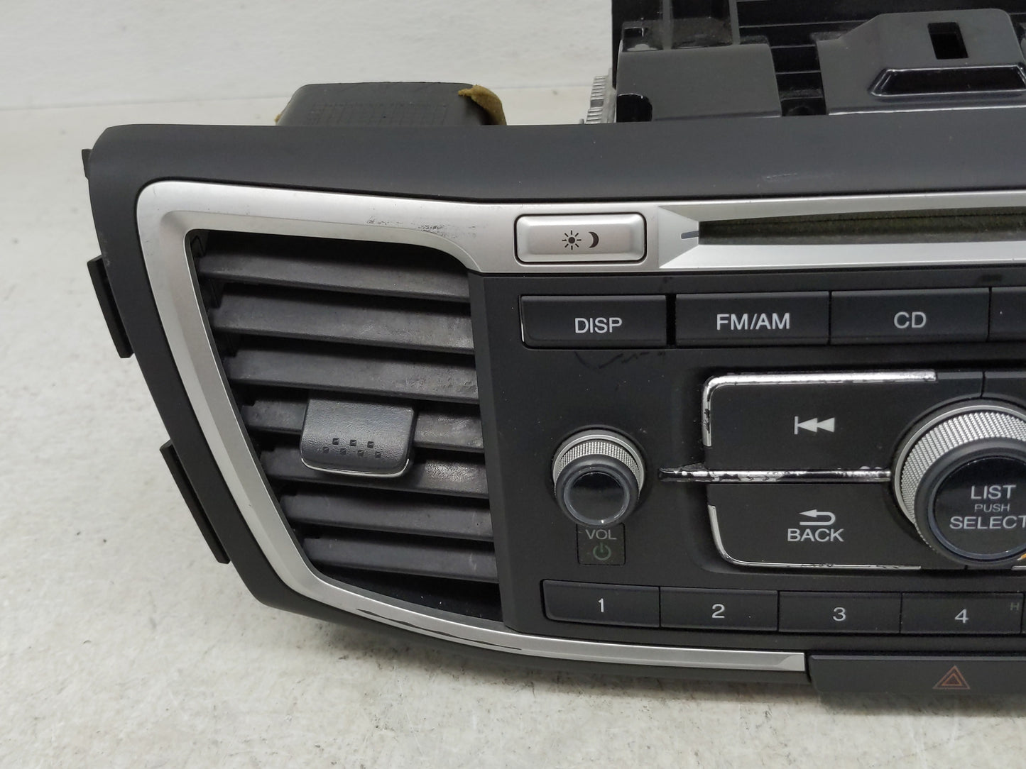 2013-2015 Honda Accord Radio AM FM Cd Player Receiver Replacement P/N:39100-T2A-A220 Fits Fits 2013 2014 2015 OEM Used Auto 