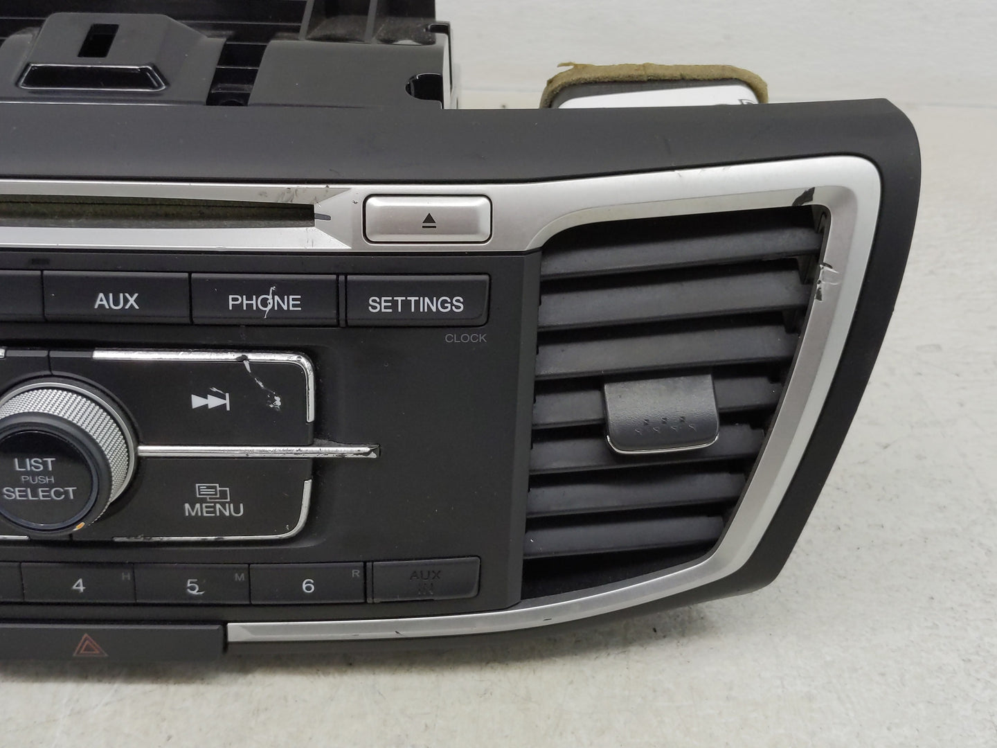 2013-2015 Honda Accord Radio AM FM Cd Player Receiver Replacement P/N:39100-T2A-A220 Fits Fits 2013 2014 2015 OEM Used Auto 