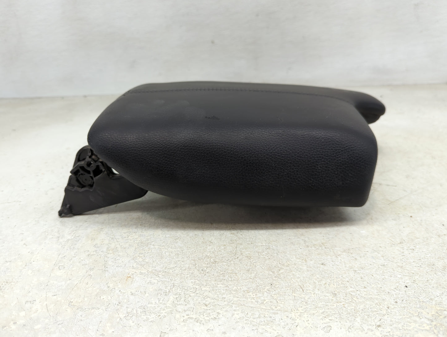 2014 Honda Accord Center Console Armrest Cover Lid Fits OEM Used Auto Parts - Oemusedautoparts1.com