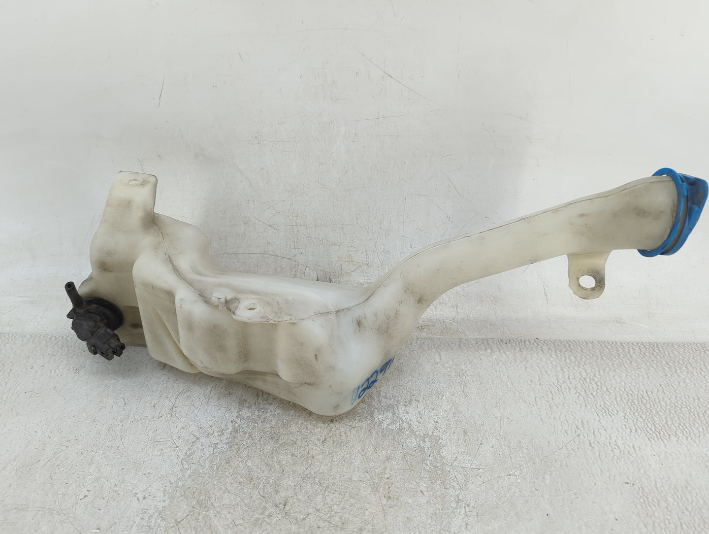 2013-2017 Honda Accord Windshield Washer Fluid Reservoir Bottle Oem - Oemusedautoparts1.com
