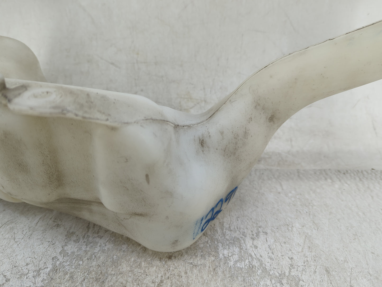 2013-2017 Honda Accord Windshield Washer Fluid Reservoir Bottle Oem - Oemusedautoparts1.com