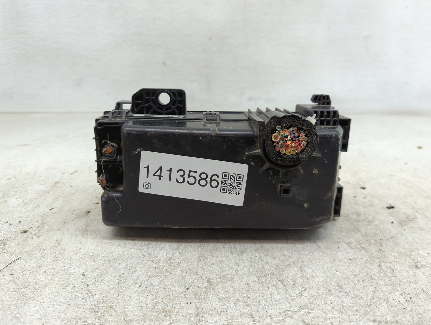 2013-2017 Honda Accord Fusebox Fuse Box Panel Relay Module Fits Fits 2013 2014 2015 2016 2017 OEM Used Auto Parts - Oemuseda