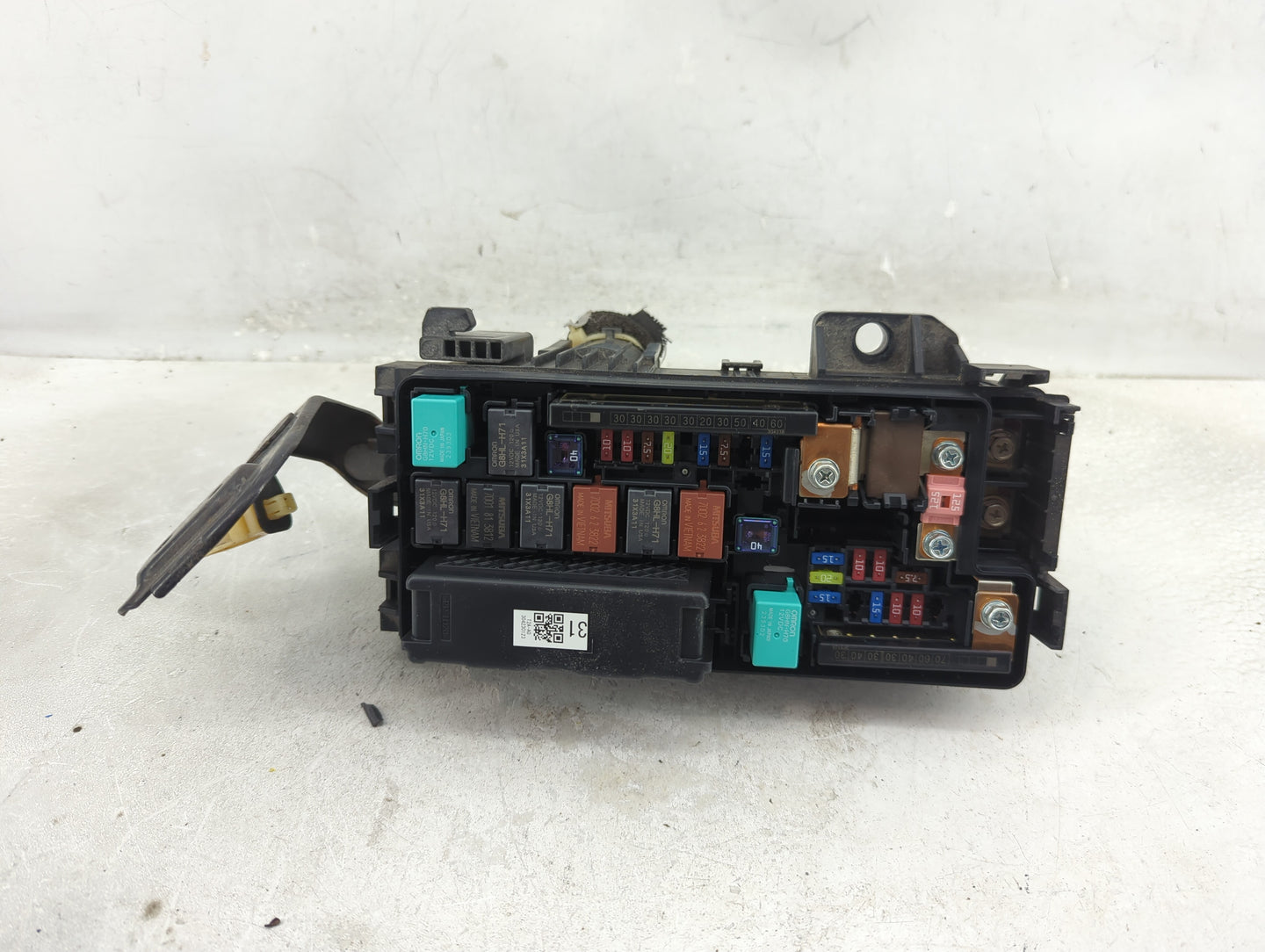 2013-2017 Honda Accord Fusebox Fuse Box Panel Relay Module Fits Fits 2013 2014 2015 2016 2017 OEM Used Auto Parts - Oemuseda