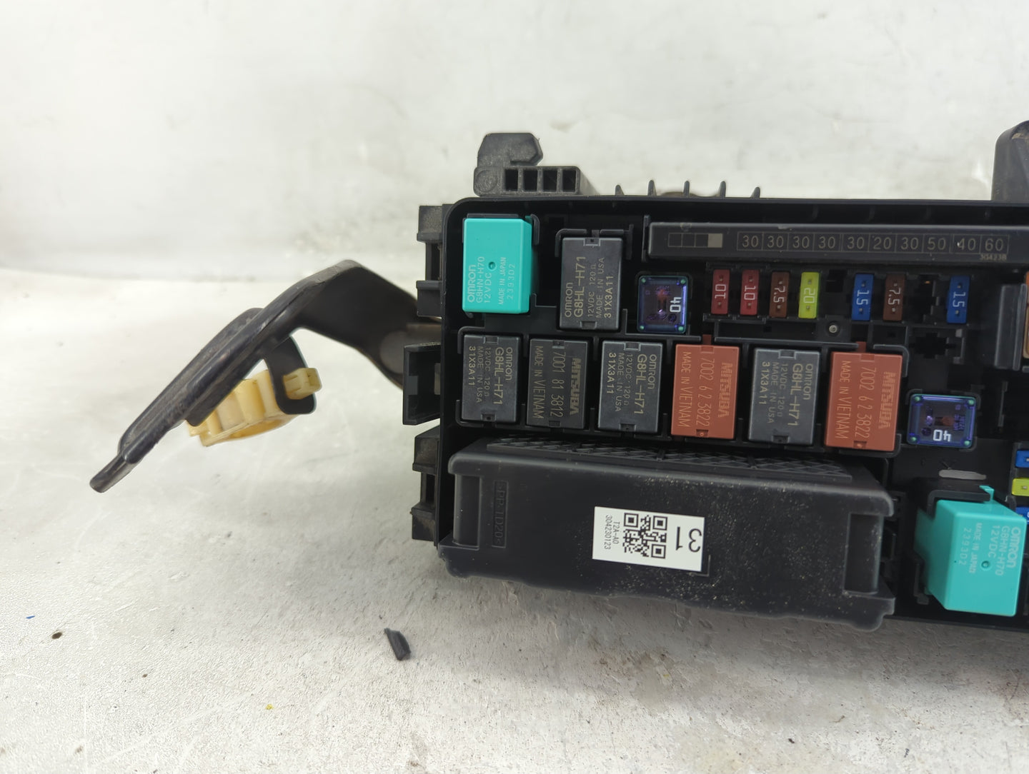 2013-2017 Honda Accord Fusebox Fuse Box Panel Relay Module Fits Fits 2013 2014 2015 2016 2017 OEM Used Auto Parts - Oemuseda