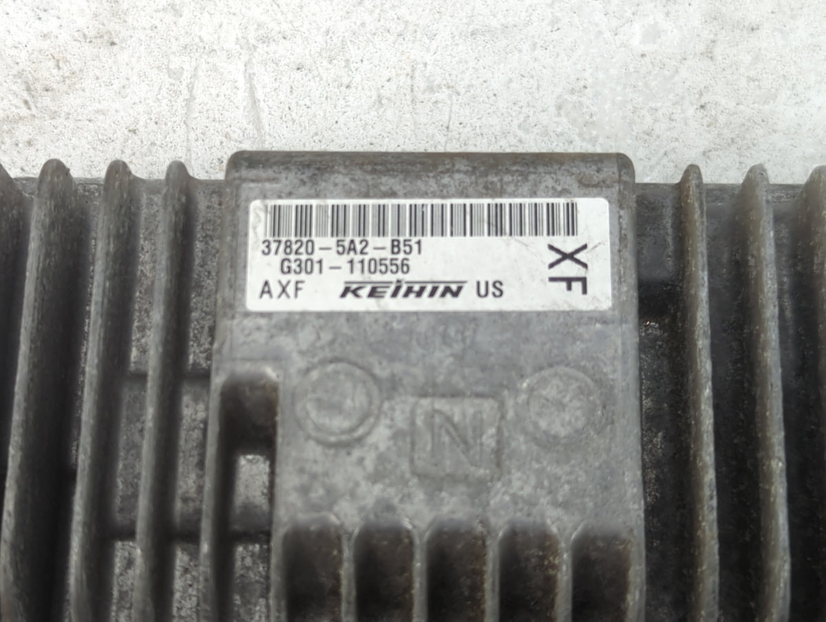 2014 Honda Accord PCM Engine Control Computer ECU ECM PCU OEM P/N:37820-5A2-B51 OEM Used Auto Parts - Oemusedautoparts1.com