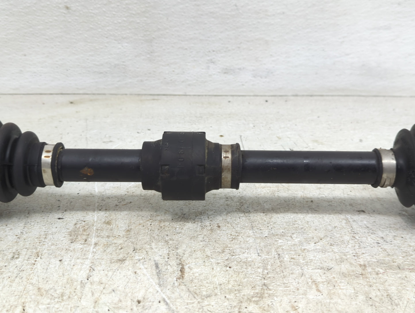2013-2014 Honda Accord Axle Shaft Front Driver Cv C/v - Oemusedautoparts1.com