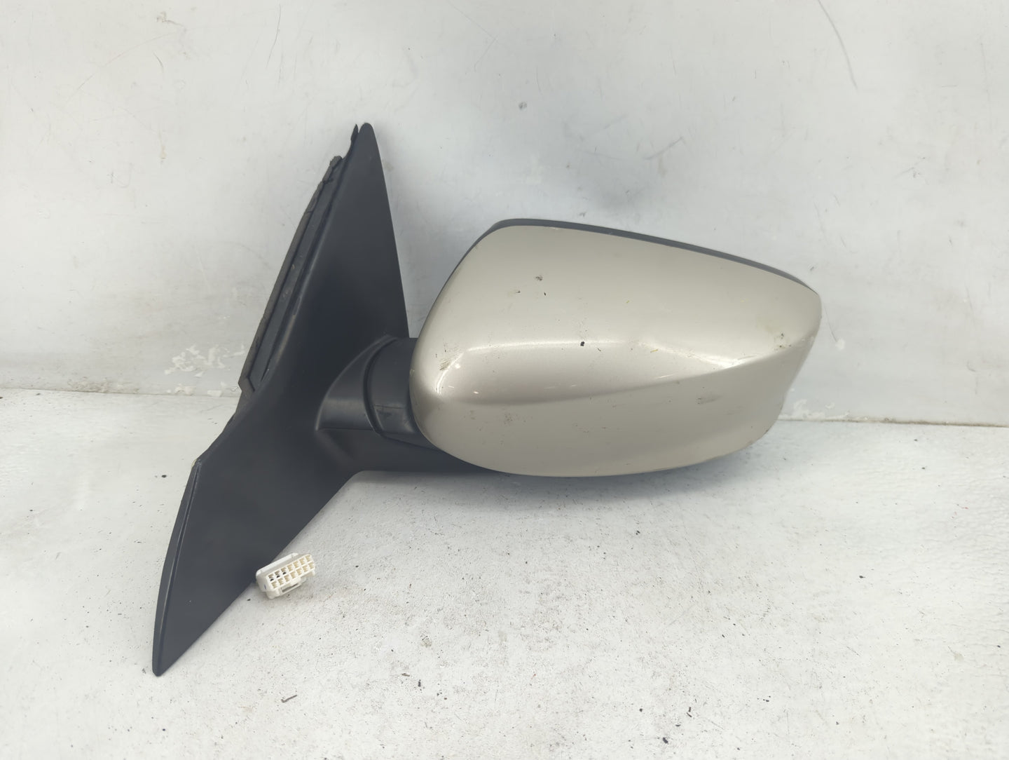 2013-2017 Honda Accord Driver Side View Mirror - Left Door Mirror OEM Used - Oemusedautoparts1.com