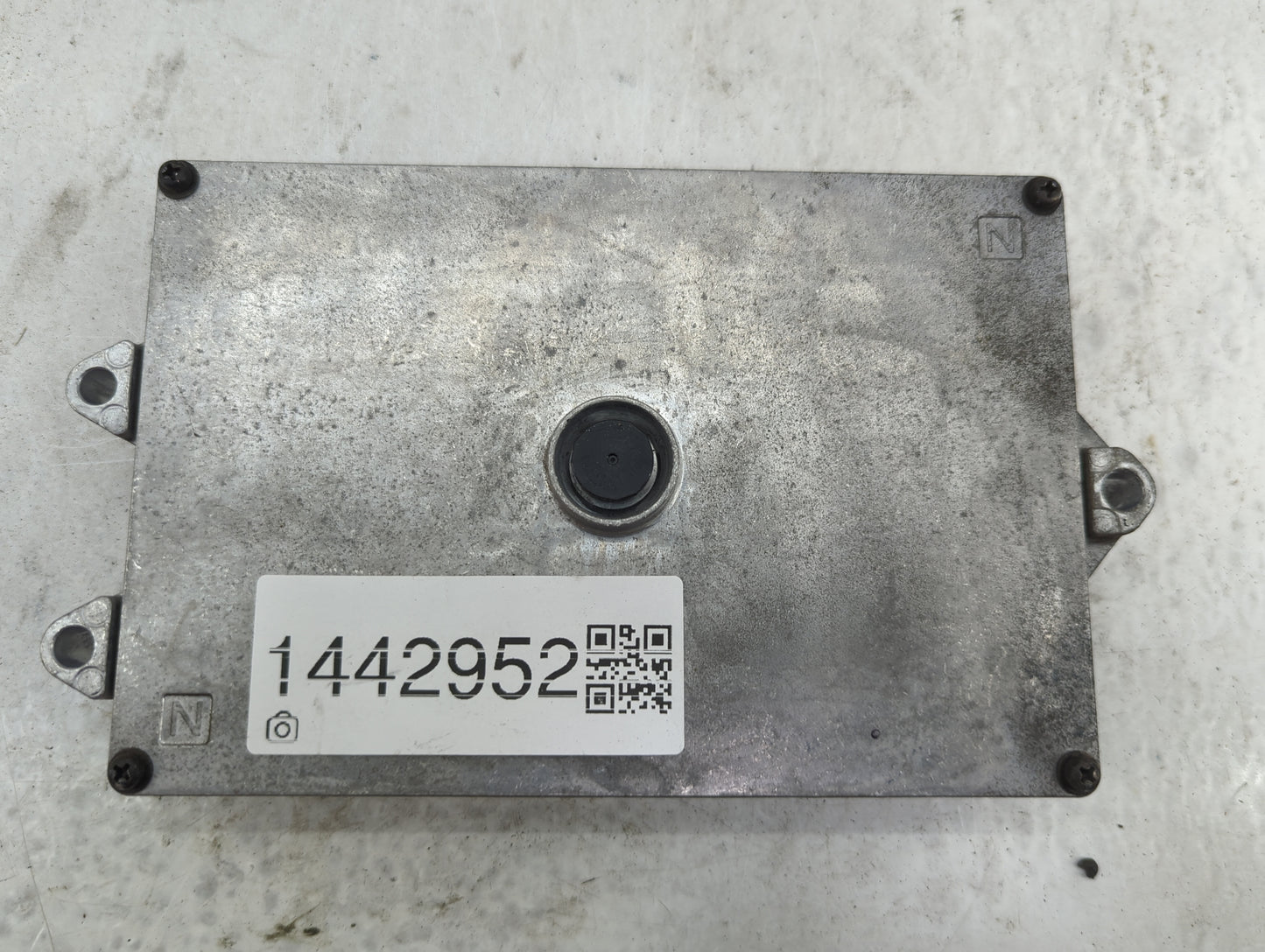 2014 Honda Accord PCM Engine Control Computer ECU ECM PCU OEM P/N:37820-5A2-B62 G302-151185 Fits OEM Used Auto Parts - Oemus