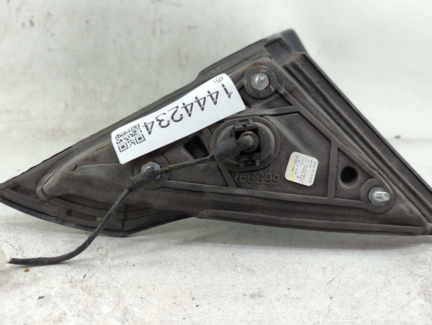 2013-2017 Honda Accord Driver Side View Mirror - Left Door Mirror OEM Used - Oemusedautoparts1.com
