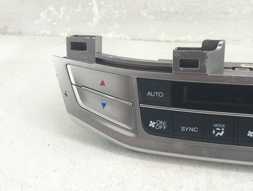2013-2015 Honda Accord Climate Control Module Temperature AC/Heater Replacement P/N:79600T2FA411M1 Fits Fits 2013 2014 2015 OEM Used Auto Parts