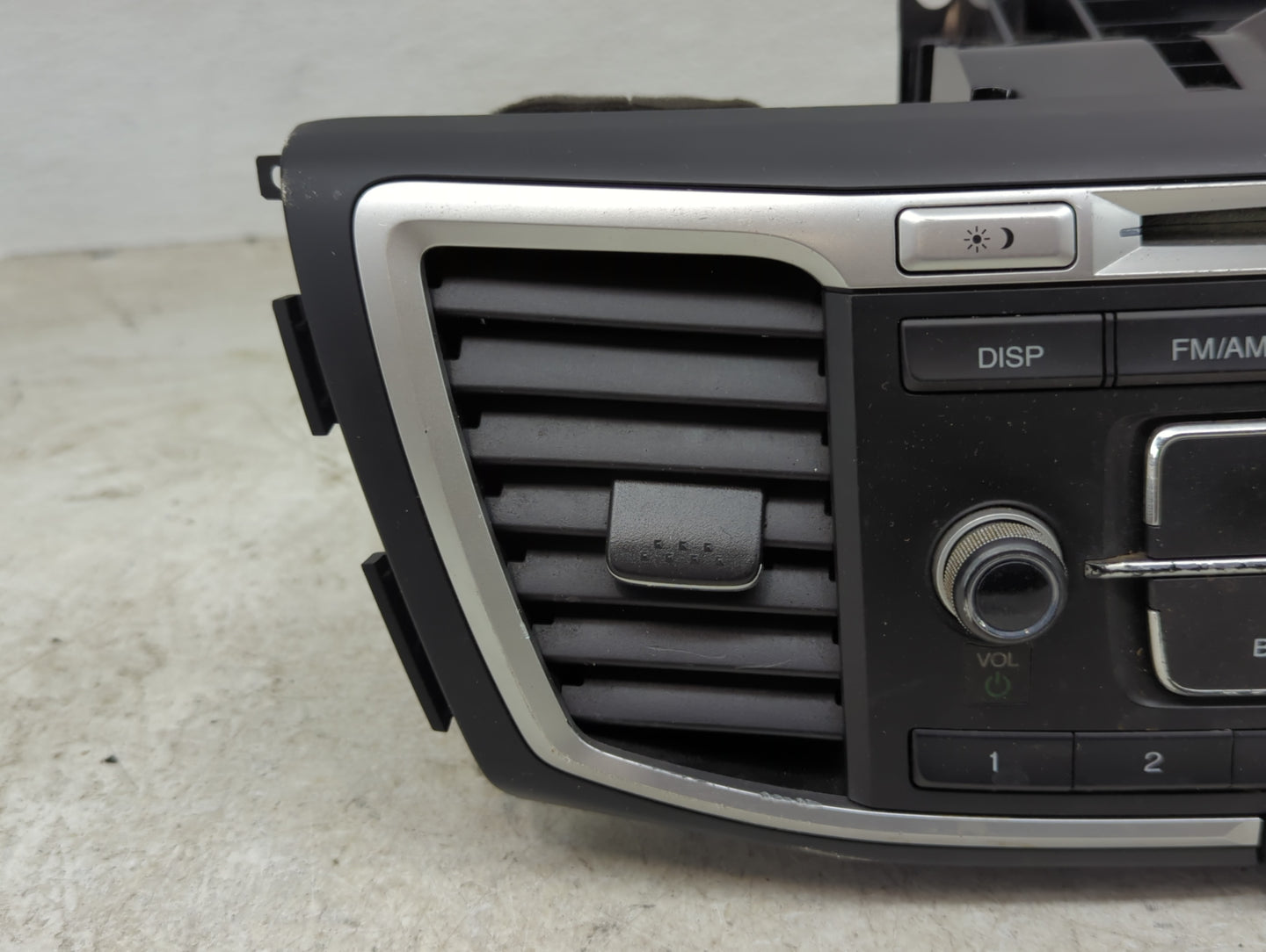 2013-2015 Honda Accord Radio AM FM Cd Player Receiver Replacement P/N:39100-T2A-A320 Fits Fits 2013 2014 2015 OEM Used Auto 