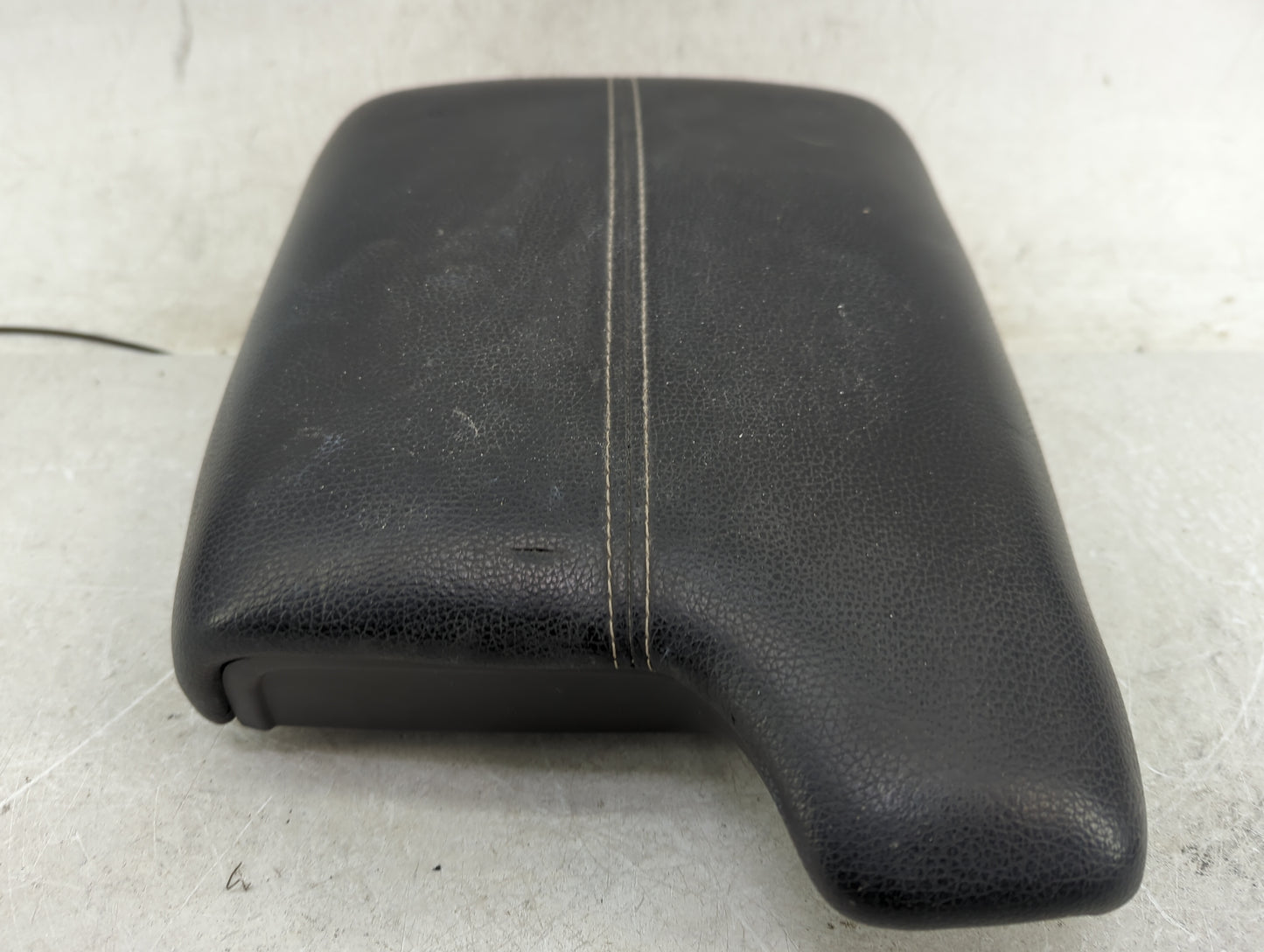 2014 Honda Accord Center Console Armrest Cover Lid Fits OEM Used Auto Parts - Oemusedautoparts1.com