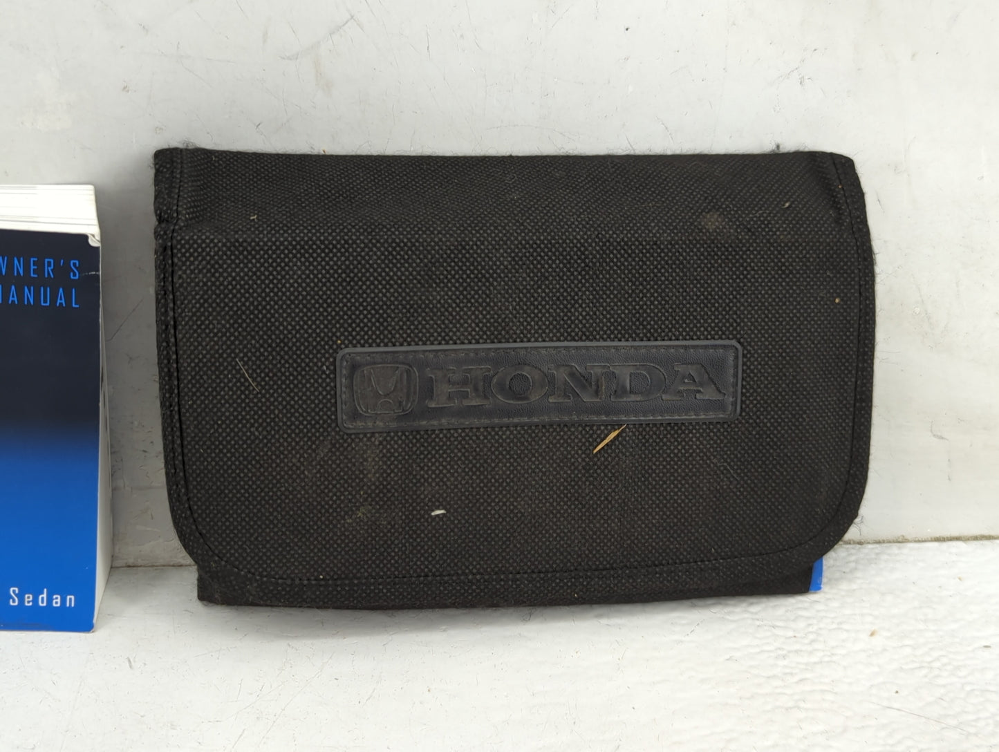 2014 Honda Accord Owners Manual Book Guide P/N:31T2A610 00X31-T2A-6100 OEM Used Auto Parts - Oemusedautoparts1.com