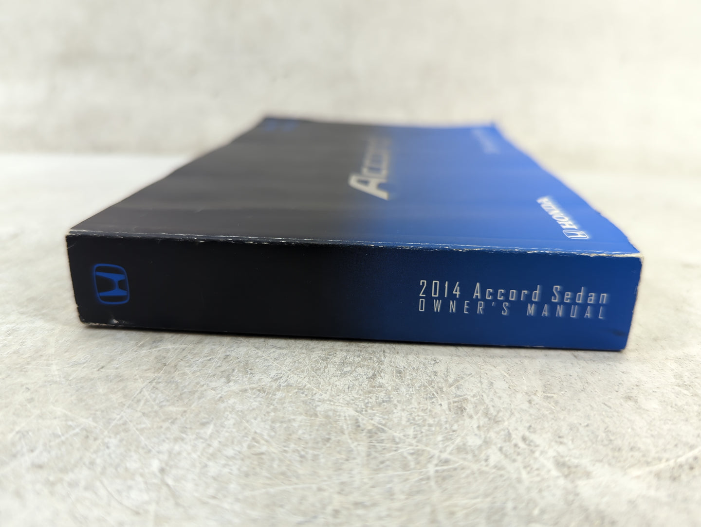 2014 Honda Accord Owners Manual Book Guide P/N:31T2A610 00X31-T2A-6100 OEM Used Auto Parts - Oemusedautoparts1.com