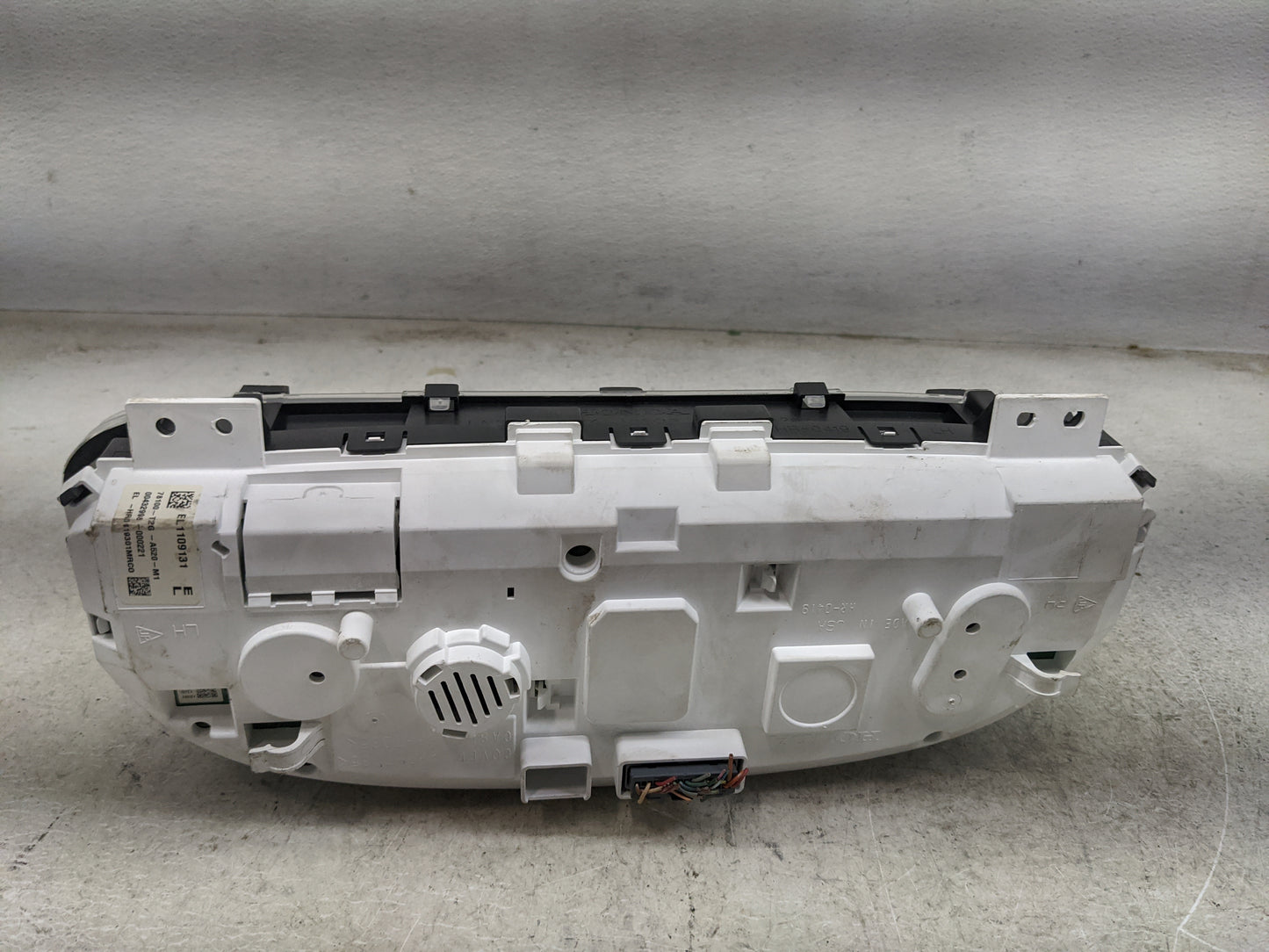 2013-2017 Honda Accord Instrument Cluster Speedometer Gauges P/N:78100-T2G-A520-M1 EL1109131 Miles:98K Fits OEM Used Auto Pa