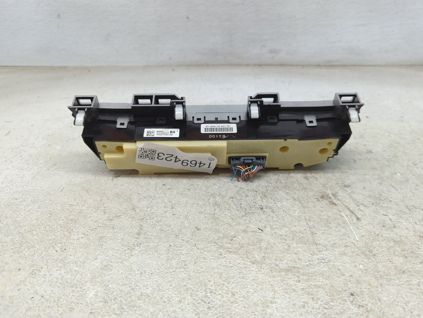 2013-2015 Honda Accord Climate Control Module Temperature AC/Heater Replacement P/N:79600T2FA611M1 Fits Fits 2013 2014 2015 