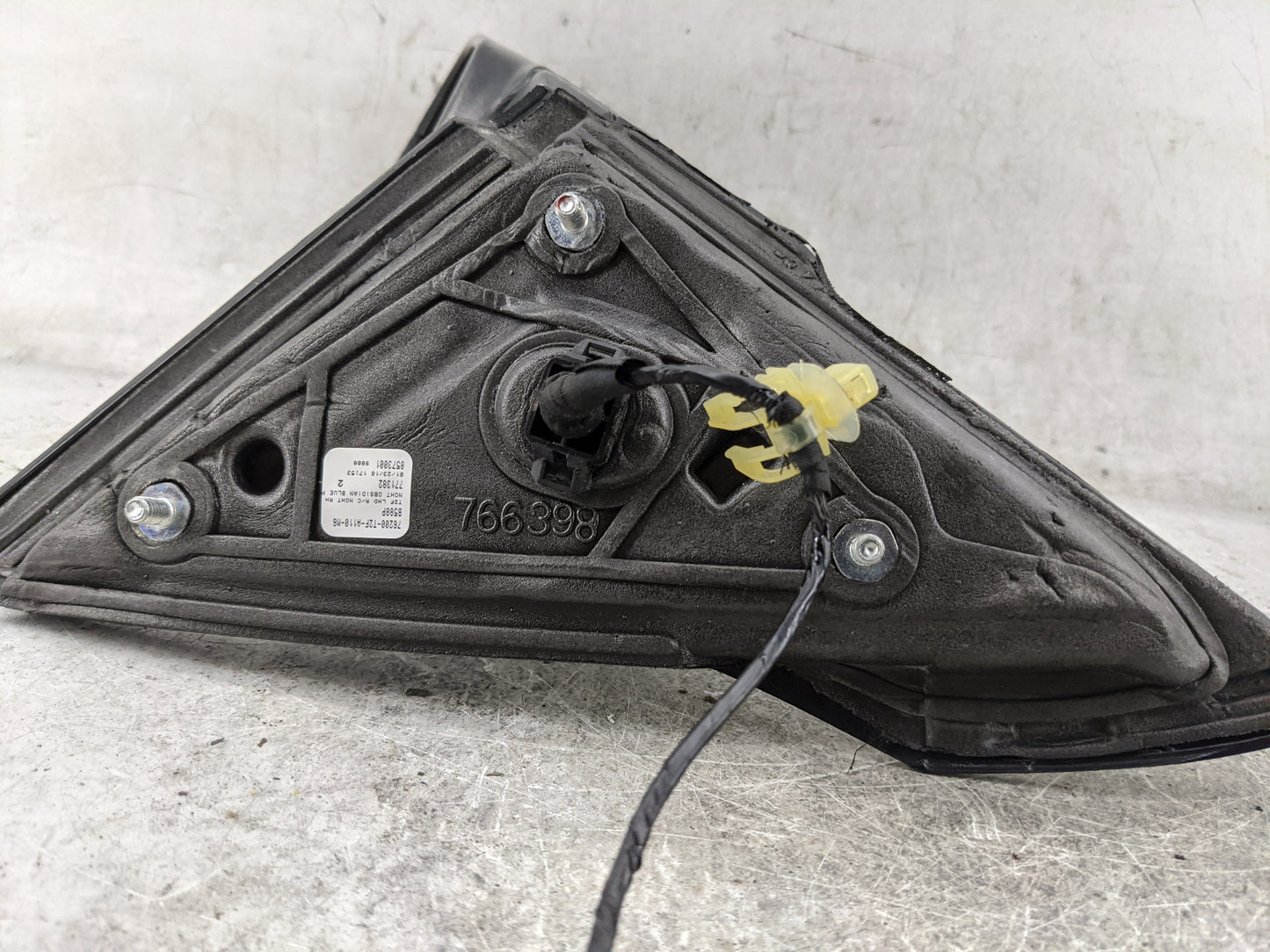 2013-2017 Honda Accord Passenger Side View Mirror - Right Door Mirror OEM Used - Oemusedautoparts1.com