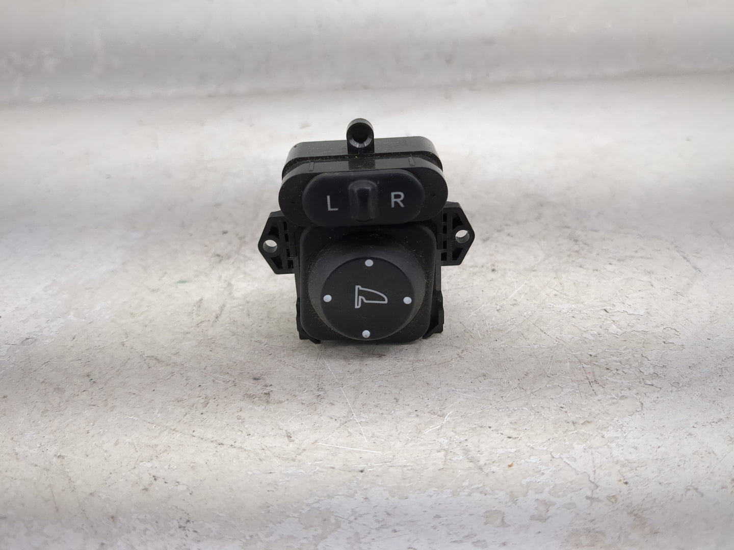 2014 Honda Accord Driver Left Door Mirror Power Switch - Oemusedautoparts1.com