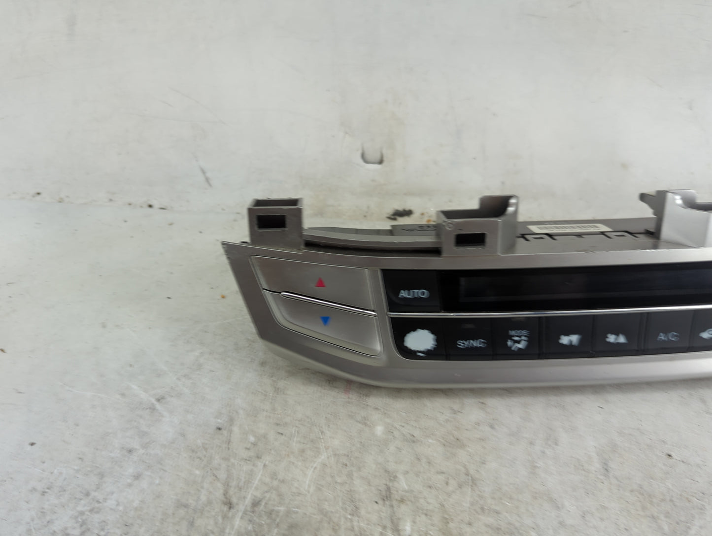 2013-2015 Honda Accord Climate Control Module Temperature AC/Heater Replacement P/N:79600T2FA611M1 33813052207 Fits OEM Used