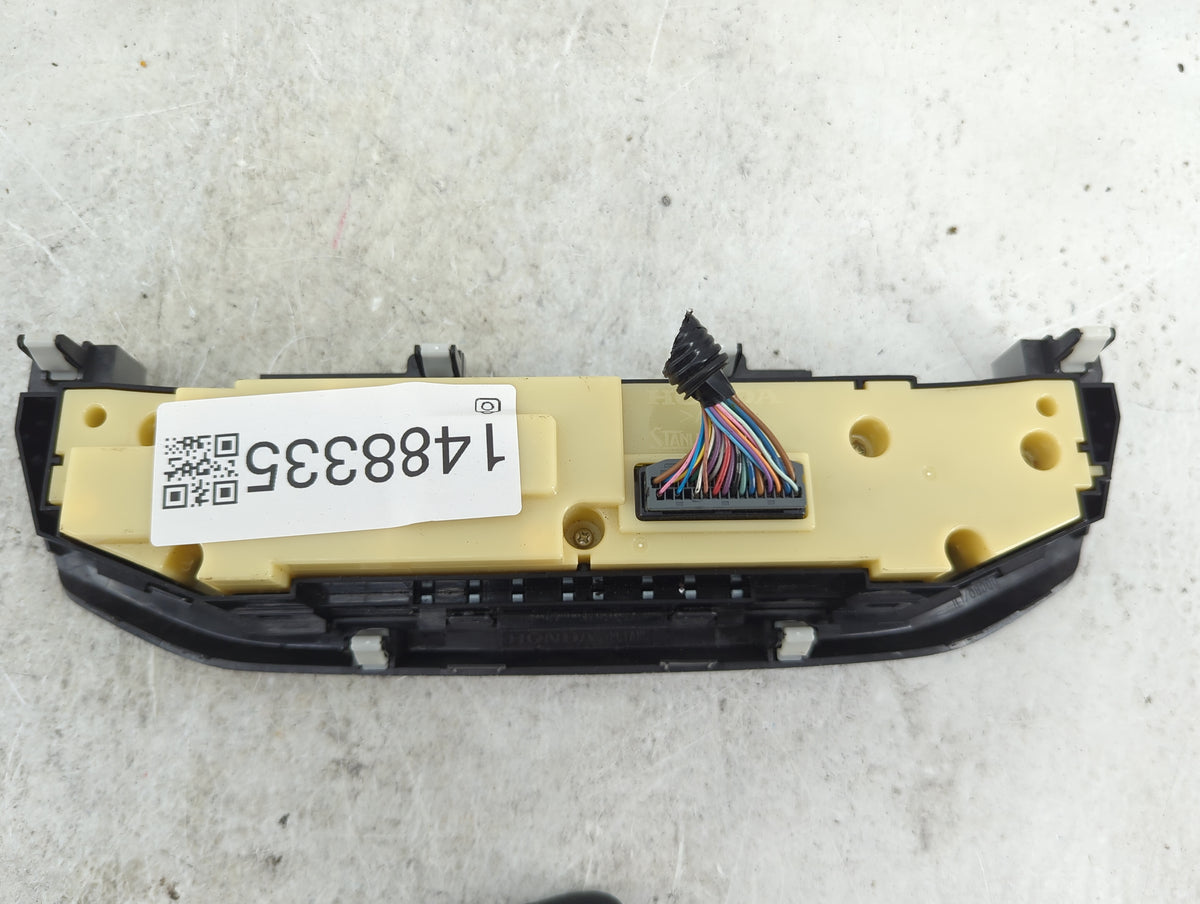 2013-2015 Honda Accord Climate Control Module Temperature AC/Heater Replacement P/N:79600T2FA611M1 33813052207 Fits OEM Used