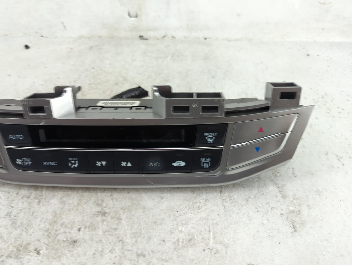 2013-2015 Honda Accord Climate Control Module Temperature AC/Heater Replacement P/N:79600T2FA611M1 Fits Fits 2013 2014 2015 
