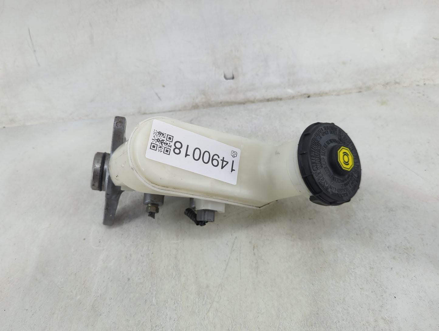 2013-2017 Honda Accord Brake Master Cylinder 1490018 - Oemusedautoparts1.com