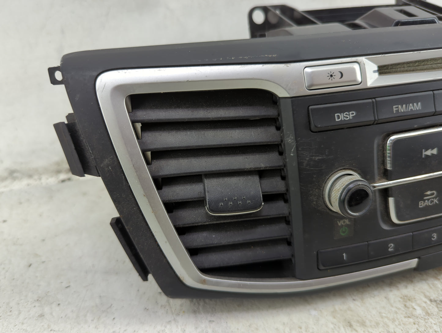 2013-2015 Honda Accord Radio AM FM Cd Player Receiver Replacement P/N:CD75962HXUWL U5030O9, CMT1083 Fits Fits 2013 2014 2015