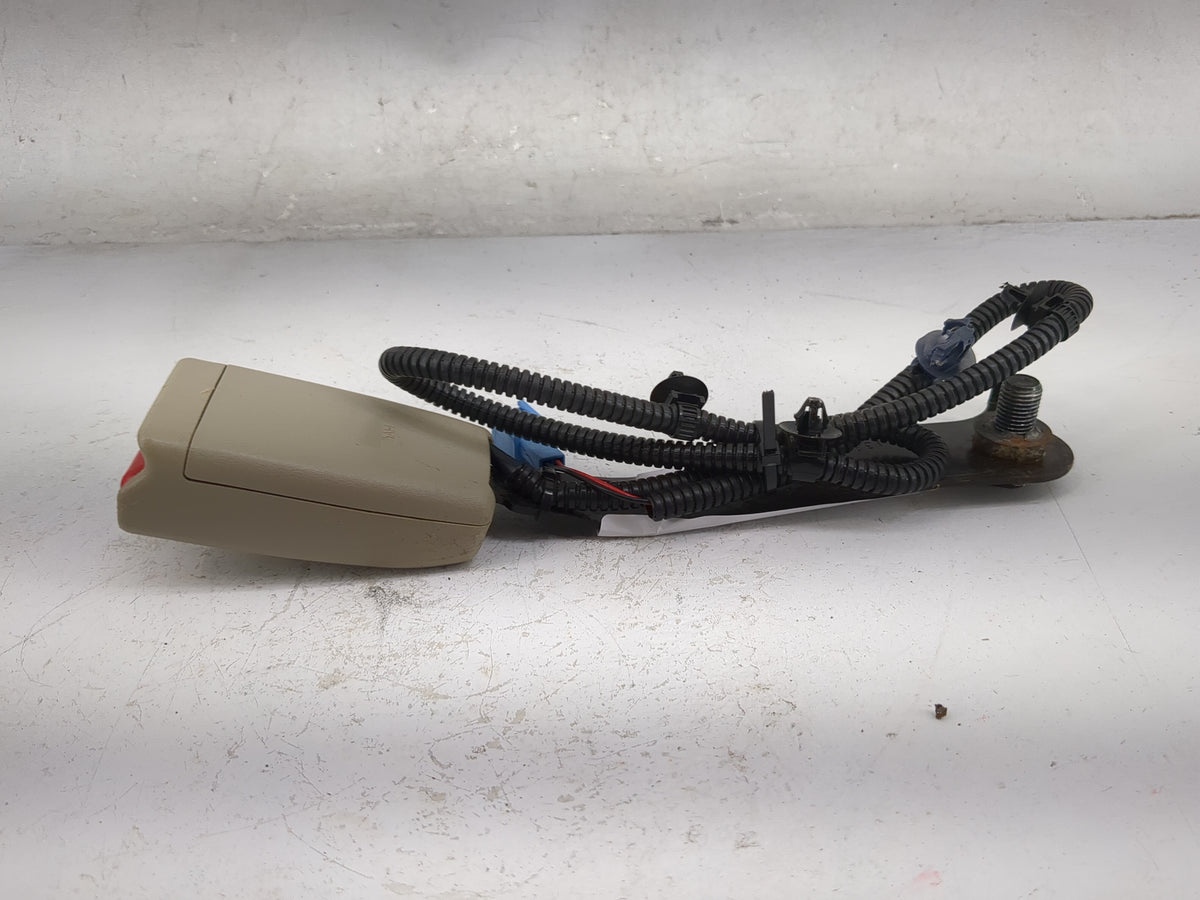 2013-2017 Honda Accord Driver Seatbelt Buckle Tan - Oemusedautoparts1.com