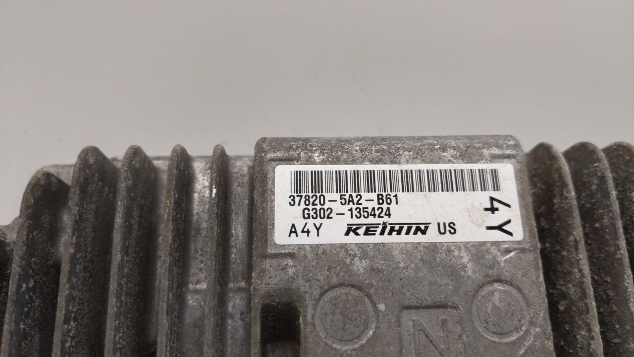 2014 Honda Accord PCM Engine Control Computer ECU ECM PCU OEM P/N:37820-5A2-G61 37820-5A2-B62, 37820-5A2-B61 Fits OEM Used A