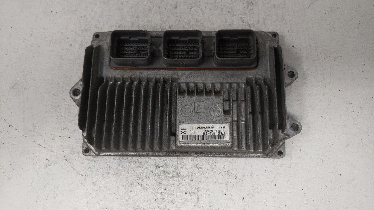 2014 Honda Accord PCM Engine Control Computer ECU ECM PCU OEM P/N:37820-5A2-B52 37820-5A2-B51 Fits OEM Used Auto Parts - Oem