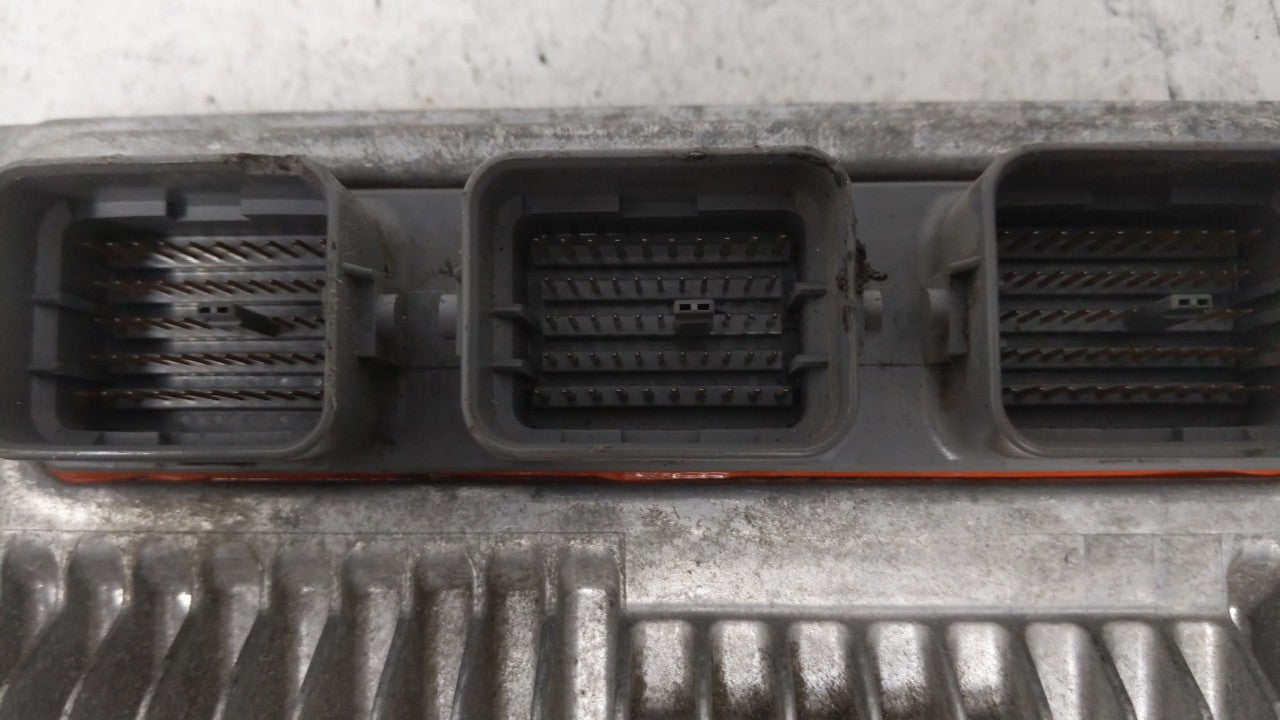2014 Honda Accord PCM Engine Control Computer ECU ECM PCU OEM P/N:37820-5A2-B52 37820-5A2-B51 Fits OEM Used Auto Parts - Oem