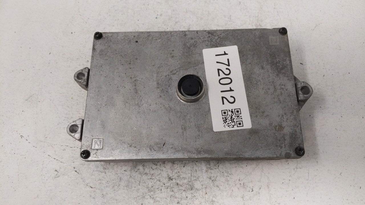 2014 Honda Accord PCM Engine Control Computer ECU ECM PCU OEM P/N:37820-5A2-B52 37820-5A2-B51 Fits OEM Used Auto Parts - Oem