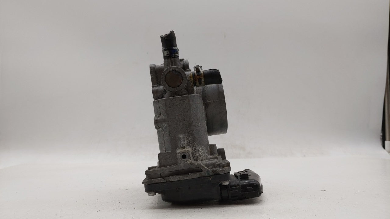 2013-2017 Honda Accord Throttle Body P/N:GMF4A Fits Fits 2013 2014 2015 2016 2017 2018 OEM Used Auto Parts - Oemusedautopart